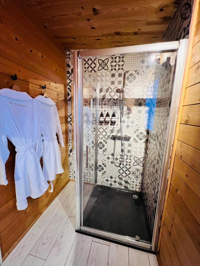 Cabane Le Flamant Avec Jardin, Piscine Et Parking Les Les Saintes-Maries-de-la-Mer Extérieur photo