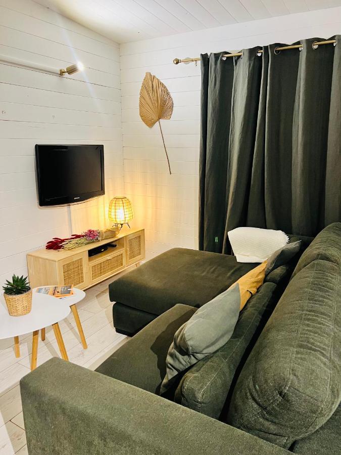 Cabane Le Flamant Avec Jardin, Piscine Et Parking Les Les Saintes-Maries-de-la-Mer Extérieur photo